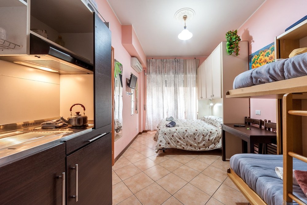 Фото Vatican Rose