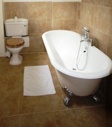 Фото The Coach House