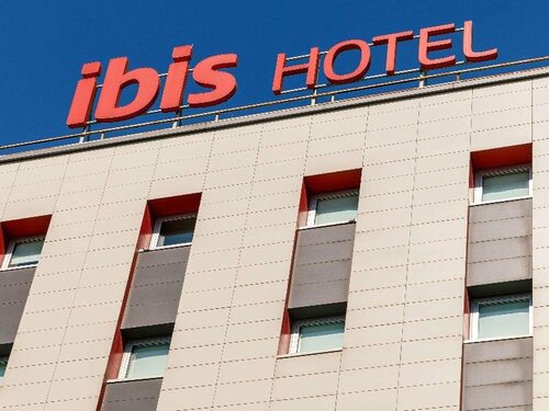 Гостиница Ibis Cannes Plage La Bocca в Каннах