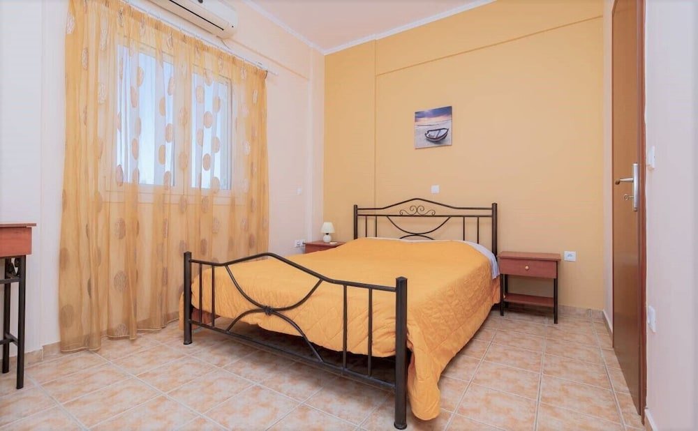 Фото Lagouvardos Apartments