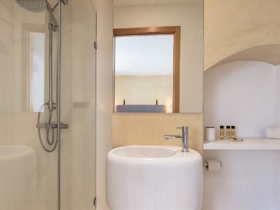 Фото WHome Paz Downtown Apartment № 2