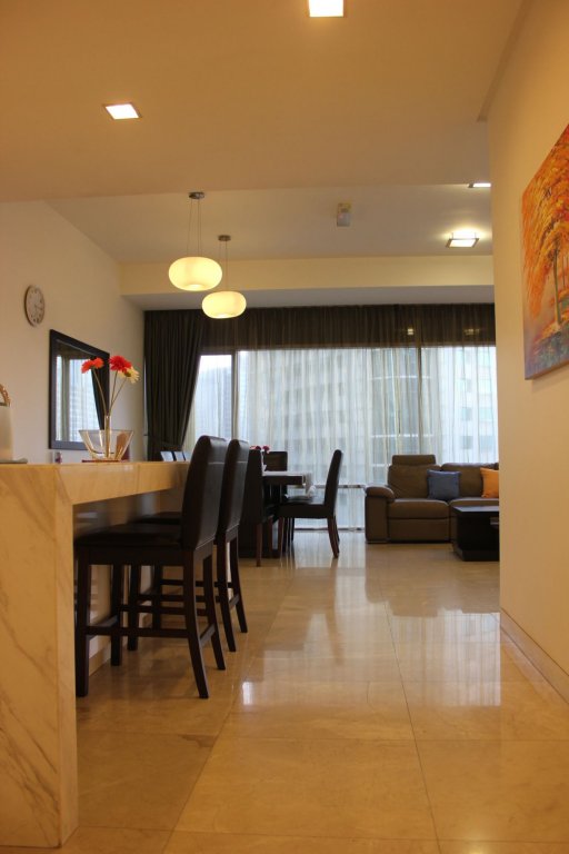 Фото Pavilion Bukit Bintang Modern Suites