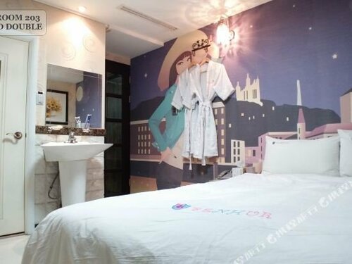 Гостиница Benhur Motel Jongno в Сеуле