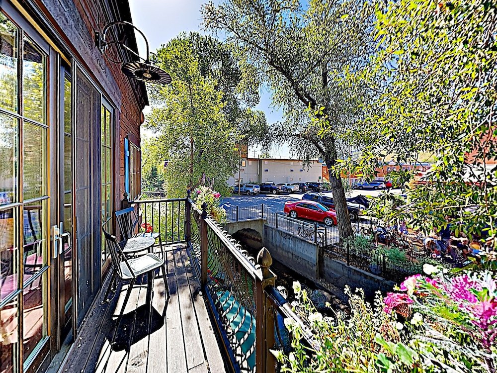 Фото 135 Street Steamboat Condo - 2 Br condo by RedAwning