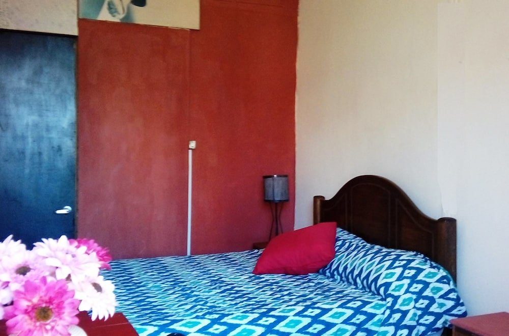 Фото Hostal y Apart Casa Roma