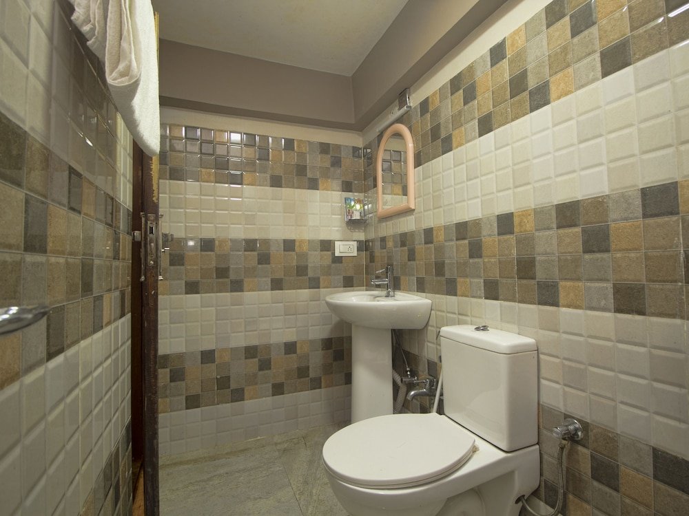 Фото Capital O 9455 Milost