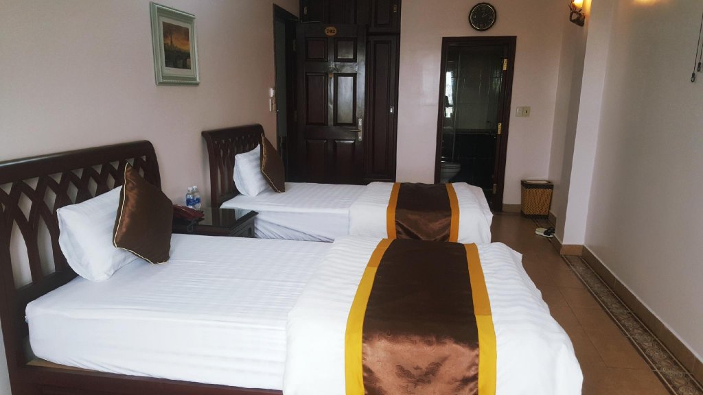 Фото Maxims Hotel Hai Phong