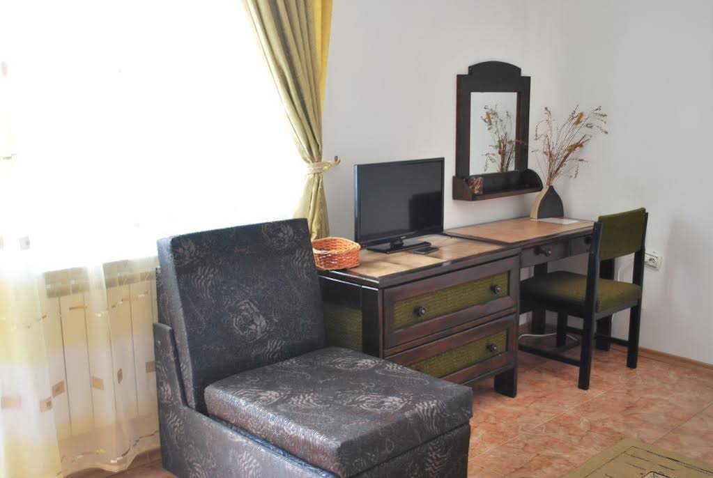 Фото Family Hotel Apolonia