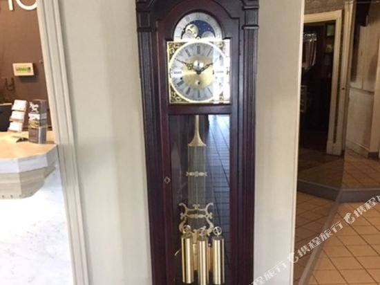 Фото Atlantic Host Hotel