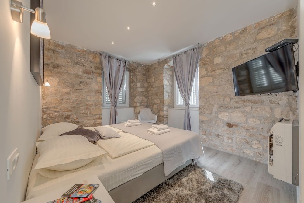 Фото Aurum Templi Suites