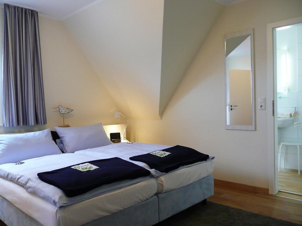 Фото Hotel garni DünenNest