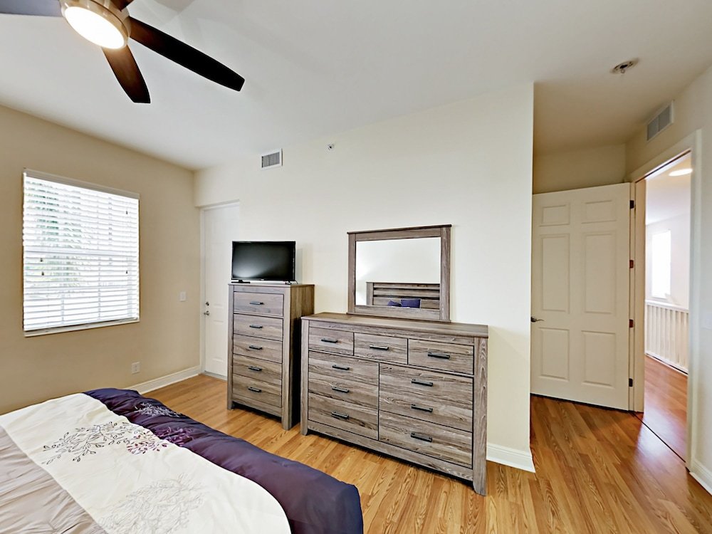 Фото W First Unit № 102 - 2 Br Condo