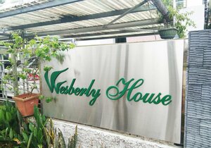 Гостиница Wesberly Apartments