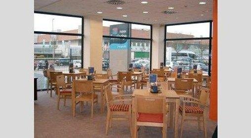 Фото Travelodge Barcelona Fira