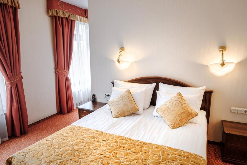 Фото Смольнинская