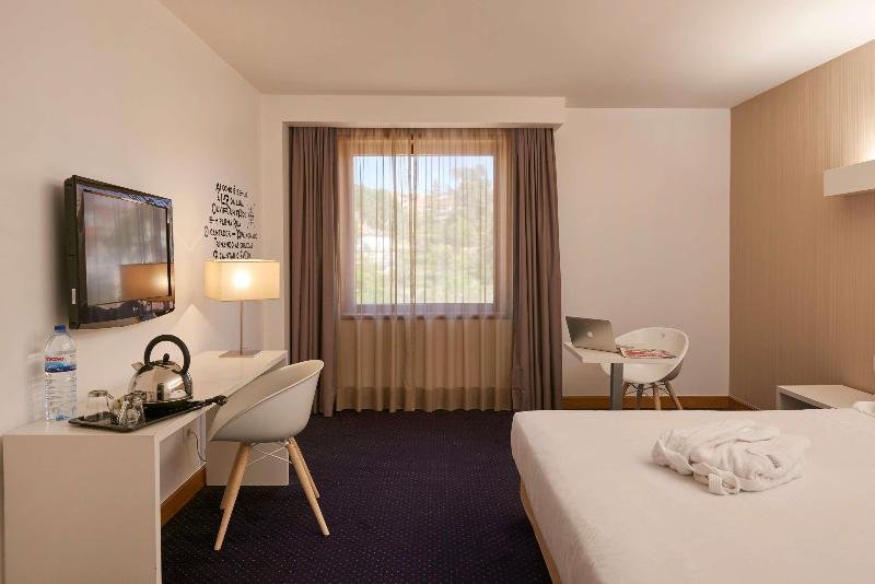 Фото Hotel Coimbra Aeminium, Affiliated by Meliá
