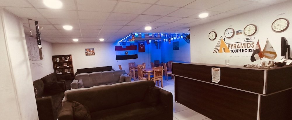 Фото Pyramids Youth House