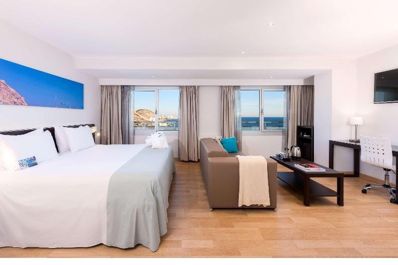 Фото Hotel Alicante Gran Sol, Affiliated by Meliá