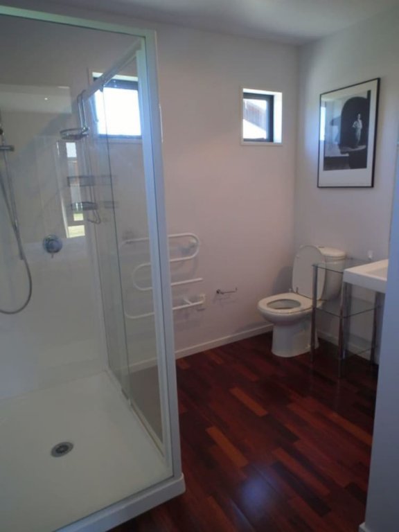 Фото 4 Tarndale Place