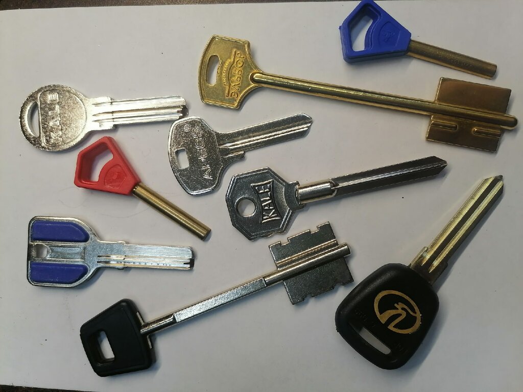 Reparación de metales Изготовление ключей, заточка инструмента, , foto
