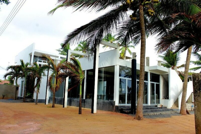 Гостиница Saara Beach Hotel