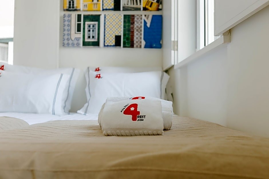 Фото Rent4Rest Bairro Alto Charming 1Bd Apartment