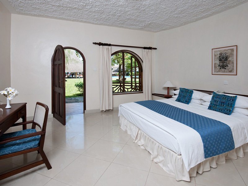 Фото Neptune Paradise Beach Resort & SPA