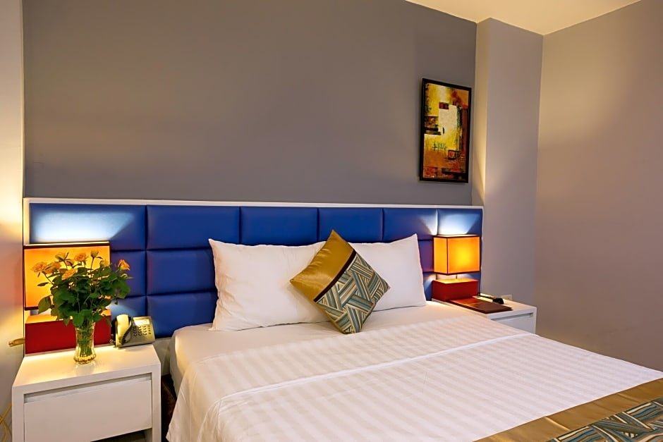 Фото Lucky Hotel - 69 Tran Duy Hung