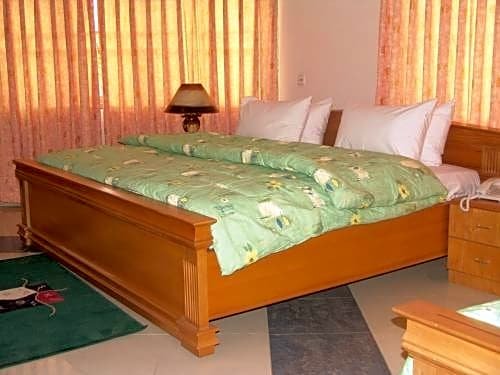 Фото Eastgate Hotel