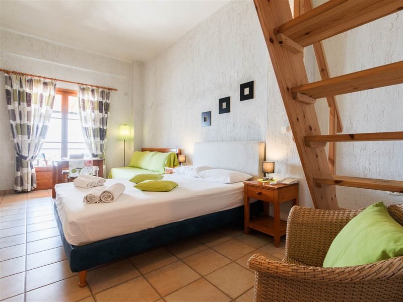 Фото Grekis hotel & Apartments