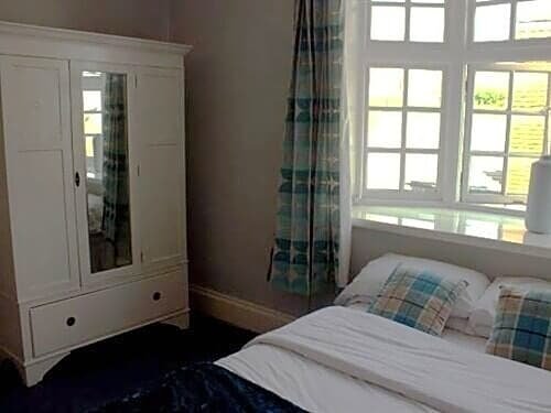 Фото The Bear Marlborough