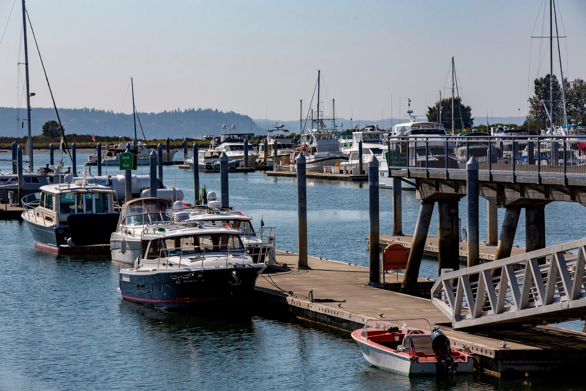 Фото Hotel Indigo Everett - Waterfront Place, an Ihg Hotel