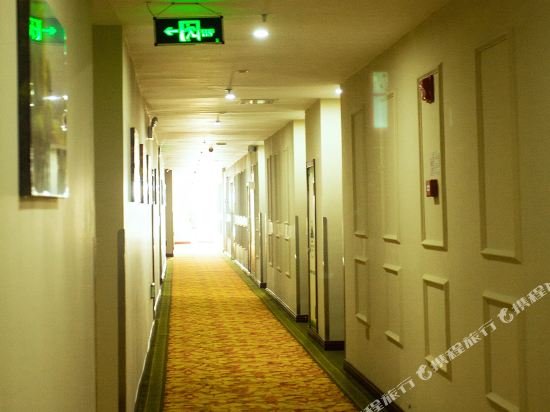 Фото GreenTree Inn Jianyan Renmin Middle Road Estern Sleepless City Pedestrian Express Hotel