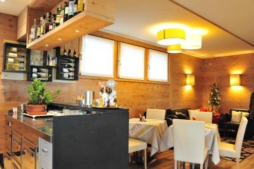 Фото Hotel B&b Bondi