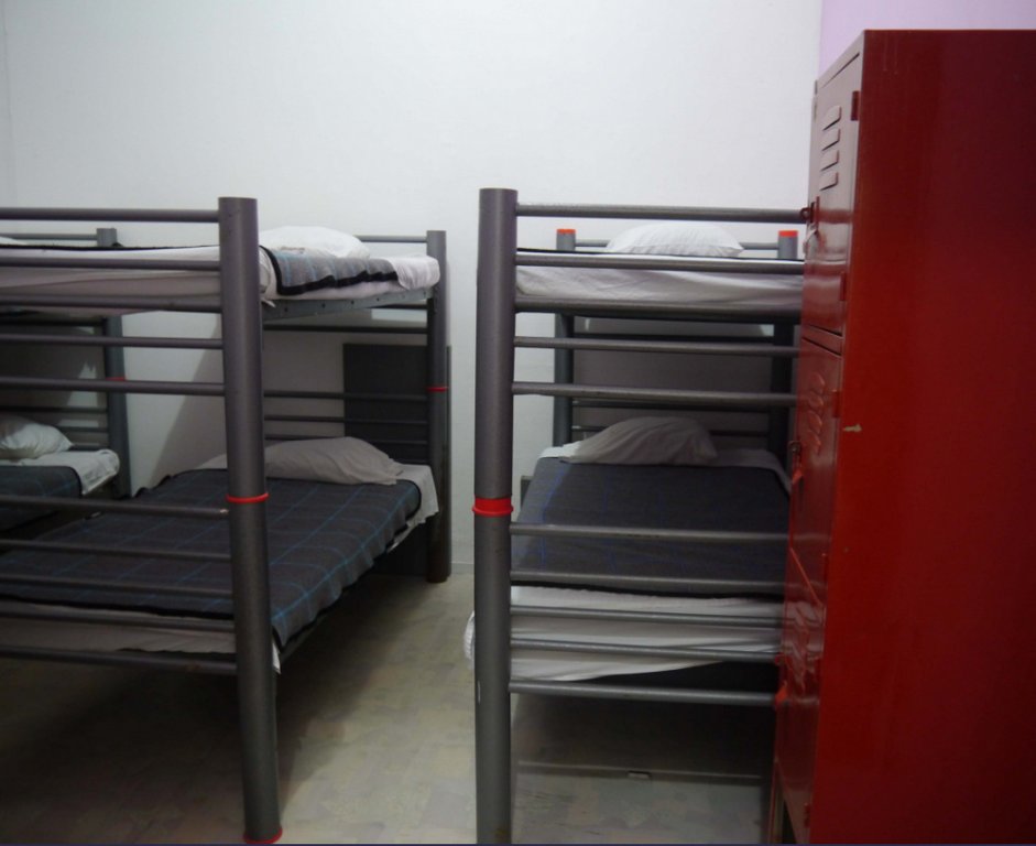 Фото Hostal Amigo