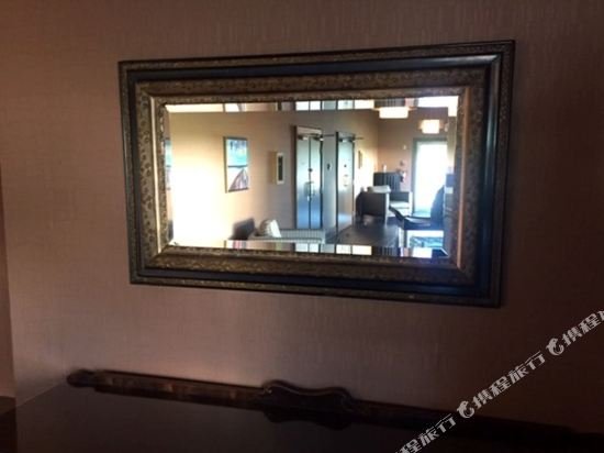 Фото Atlantic Host Hotel