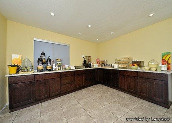 Фото Quality Inn Parker