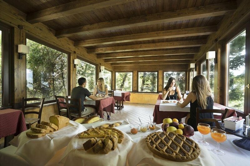 Colle Indaco Country House & Wellness