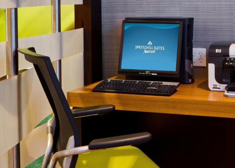 Фото SpringHill Suites by Marriott Sarasota Bradenton