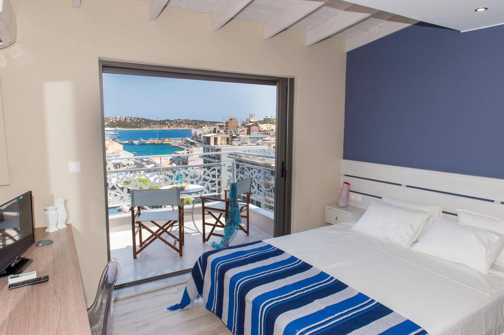 Фото Emerald Lake Studios