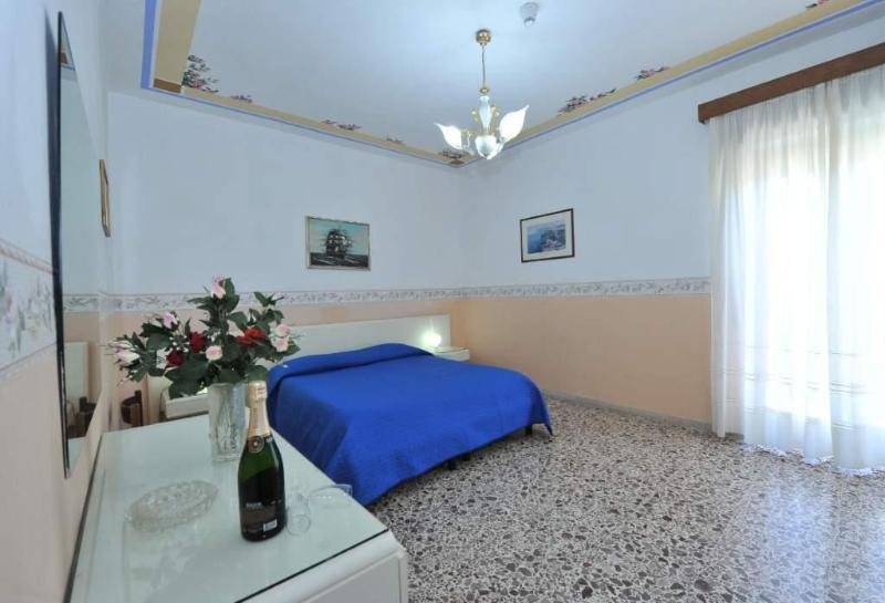 Фото Hotel Isabella