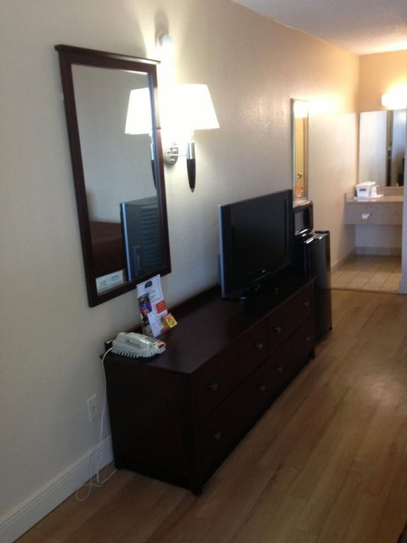 Фото Americas Best Value Inn Orlando