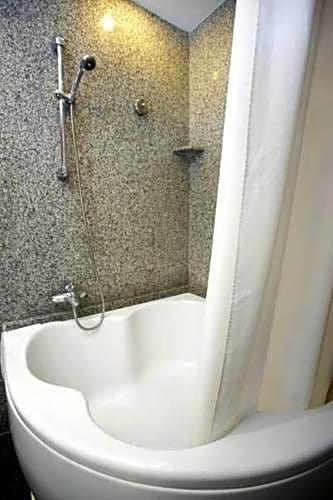 Фото Majestic Suites