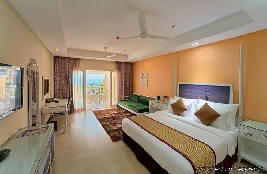 Фото Mayfair Heritage, Puri