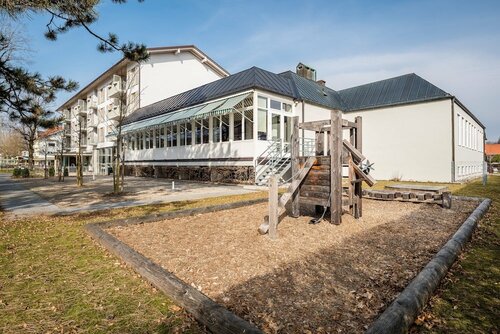 Гостиница Bsw - Ferienhotel Isarwinkel в Бад-Тёльце