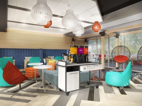 Фото Tru by Hilton Grand Rapids Airport