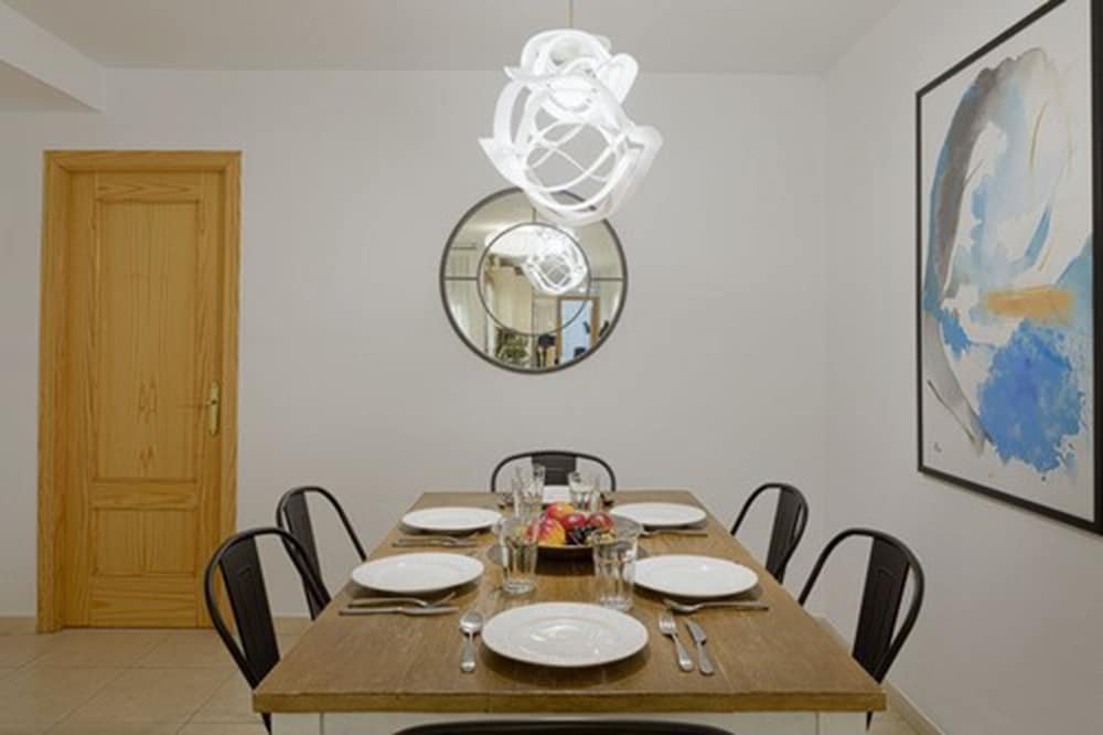 Фото Málaga Hotel Eliseos