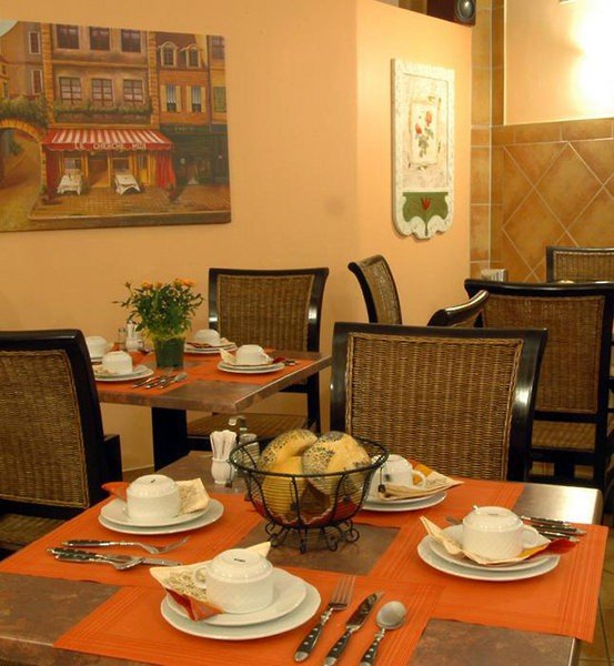 Фото City Hotel West