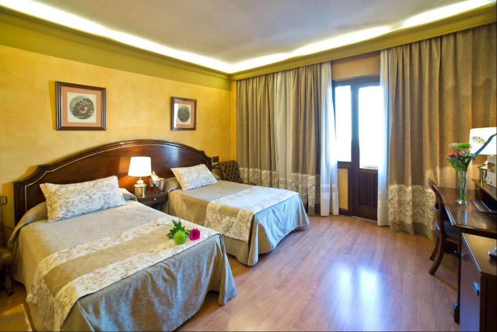 Фото Hotel M. A. Princesa Ana