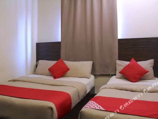 Фото Oyo 108 Golden Palace Hotel